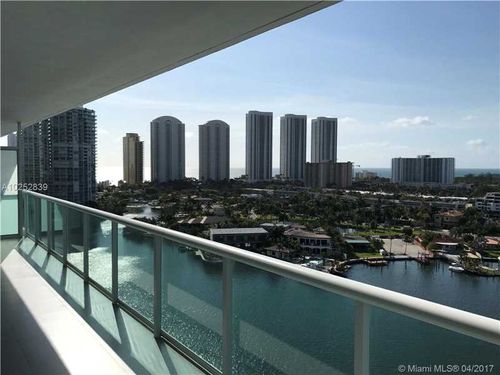 Building Photo - 400 Sunny Isles Blvd
