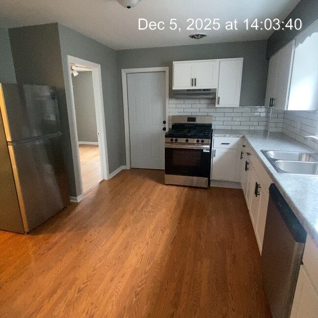 Foto del edificio - 823 E Clarke St