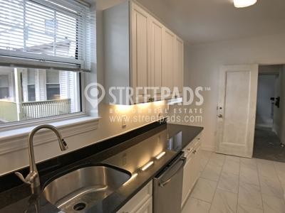 Foto del edificio - 1 bedroom in Brookline MA 02446