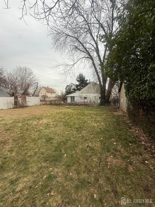 Foto del edificio - 710-712-712 Drake Ave