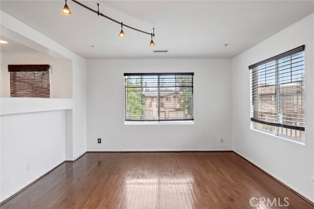 Foto del edificio - 278 Woodcrest Ln