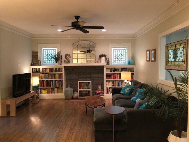 Foto del edificio - 459 Sterling St NE