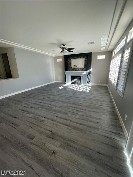 Building Photo - 5383 Tulip Hill Ave