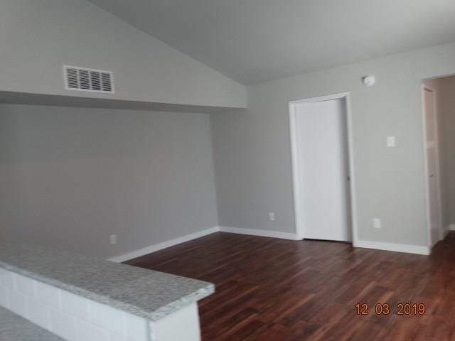 Building Photo - 6040 Dooley Dr