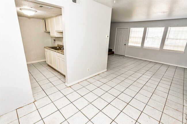 Foto del edificio - 9706 Farragut St