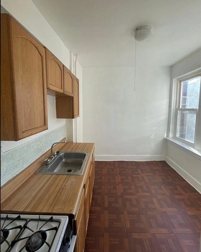 Primary Photo - 360 Sanford Ave