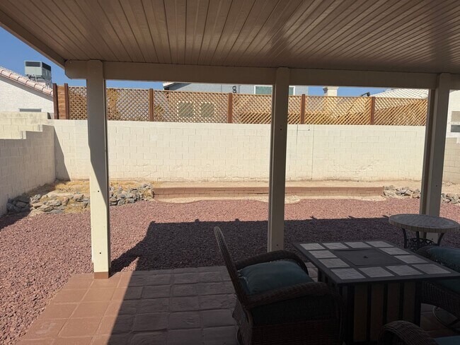 Foto del edificio - 3 Bed 2.5 bath home; Minutes from the Strip