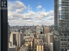 Building Photo - 238 Simcoe St