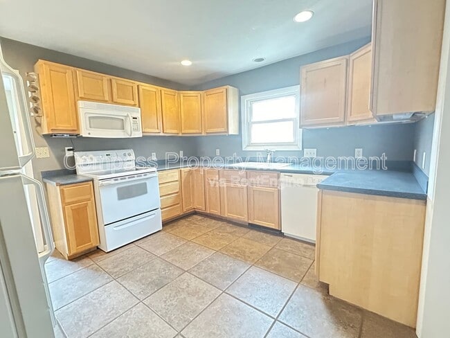 Foto del edificio - 3832 Byron Center Ave SW