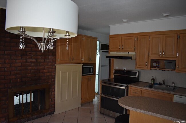 Foto del edificio - 45 Wildwood Ln