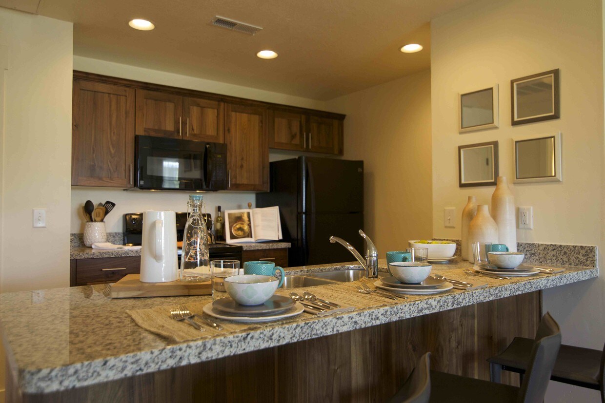 Kays Crossing Apartments in Layton, UT