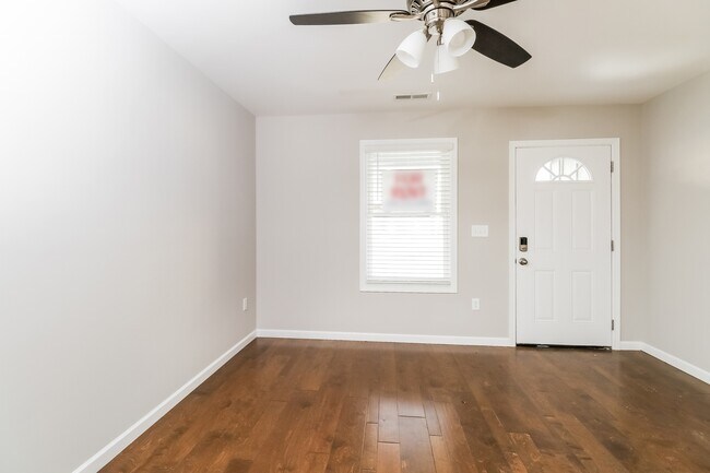 Foto del edificio - 531 Sycamore Br Rd