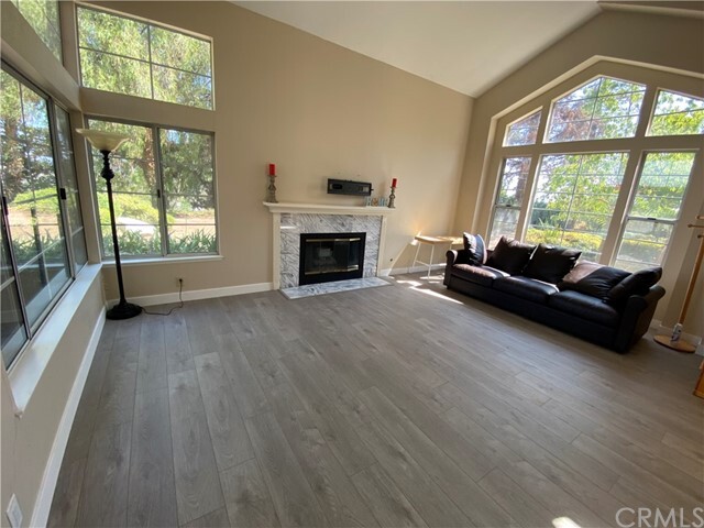 Building Photo - 21055 Stonybrook Dr