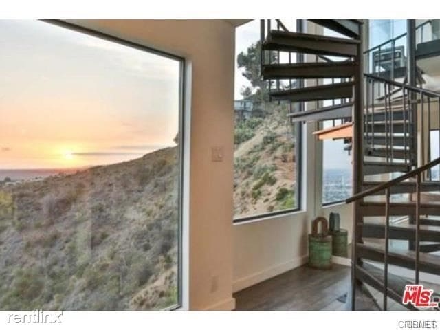 Building Photo - 8506 Magnolia Dr