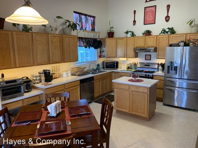 Foto del edificio - 4 br, 3 bath House - 17030 Snowwood Drive