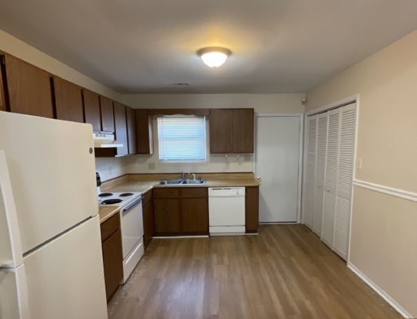 Foto del edificio - Cozy 2 Bedroom Duplex - 208 Yaupon Drive