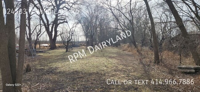 Foto del edificio - 24533 N Wind Lake Rd