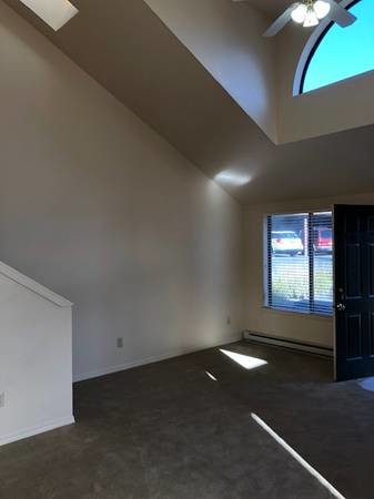 Foto del edificio - 2008 NE Patterson Ct