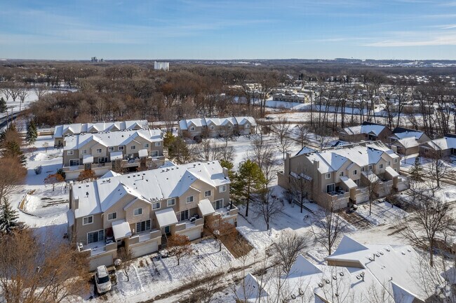 Building Photo - 344-358 Brickyard Dr