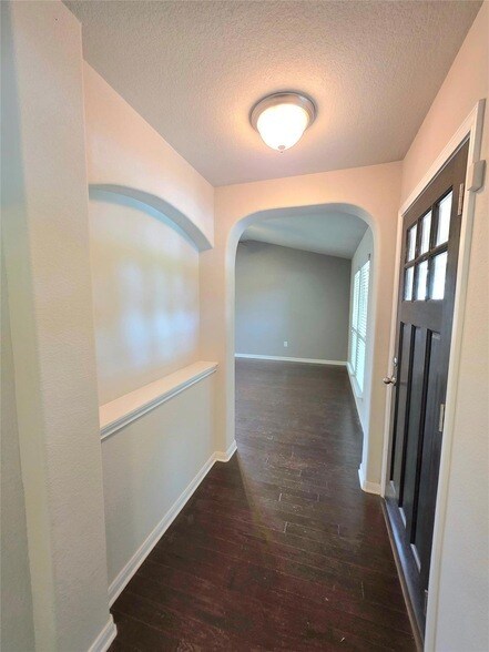 Building Photo - 517 Heritage Springs Trail