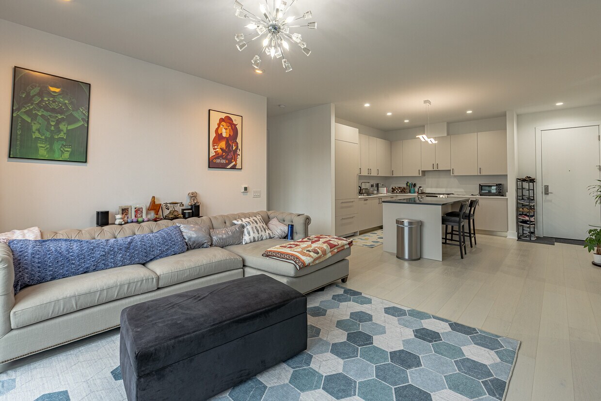 Foto principal - 1701 W Webster Ave