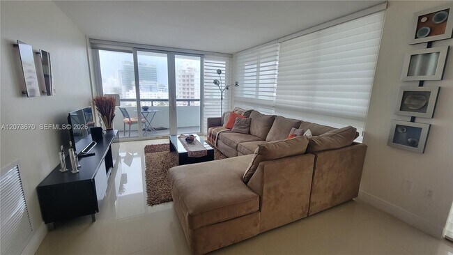 Building Photo - 3200 Collins Ave