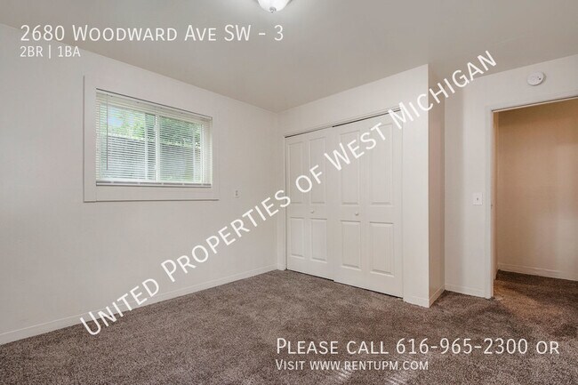 Foto del edificio - Available Now | 2 Bedroom 1 Bath Apartment...