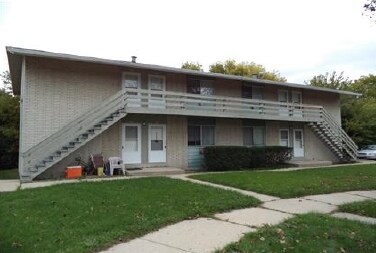 Foto principal - 422-450 S 90th St