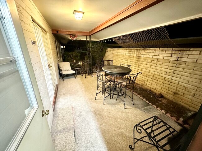 Foto del edificio - 6441 E Butte St