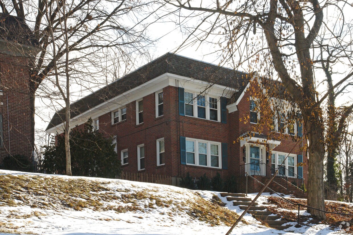 Primary Photo - 219 Mt Holly Ave