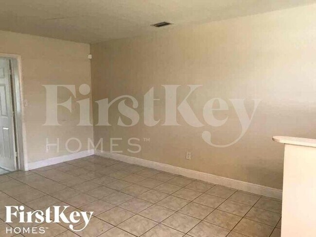 Foto del edificio - 2261 NW 172nd Terrace