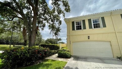 Building Photo - 2039 Tarpon Lake Way