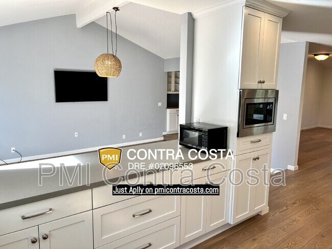 Foto del edificio - 120 Turrini Ct