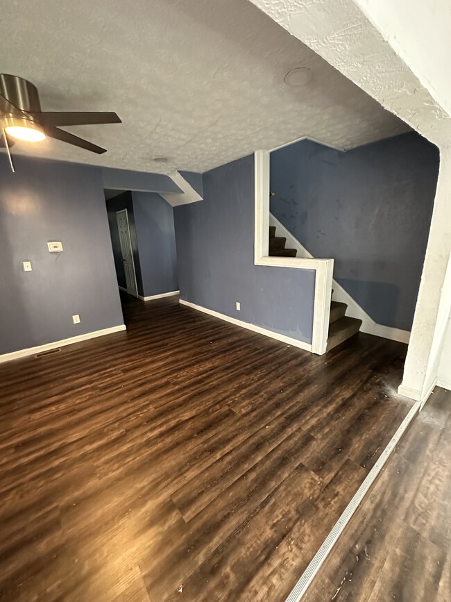 Building Photo - 1541 Genessee Ave