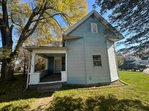 Building Photo - 19 Elizabeth St