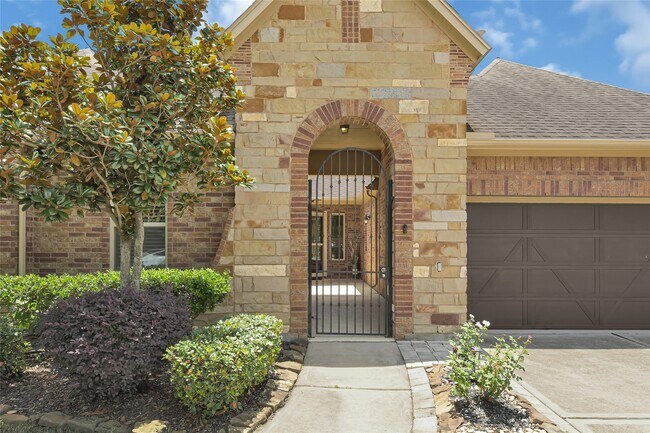 Foto del edificio - 28639 Rolling Ridge Dr