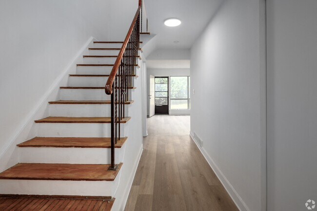 Photo du bâtiment - Oakview Heights