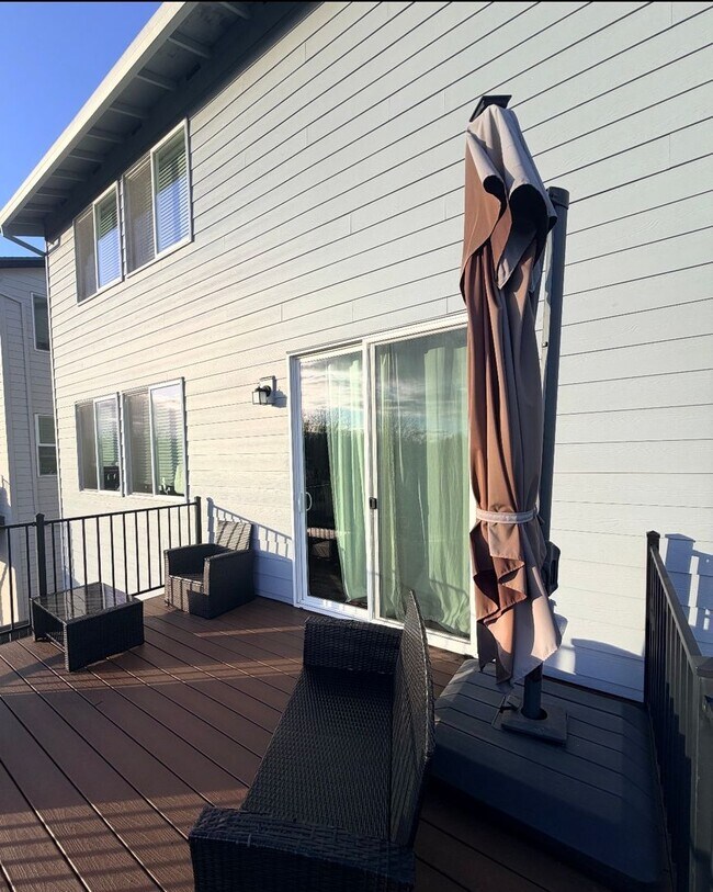 Foto del edificio - Gorgeous 2022 Build | 4 Bed + 2.5 Bath | Cornelius Single Family Home Located In Laurel Woods Nei...