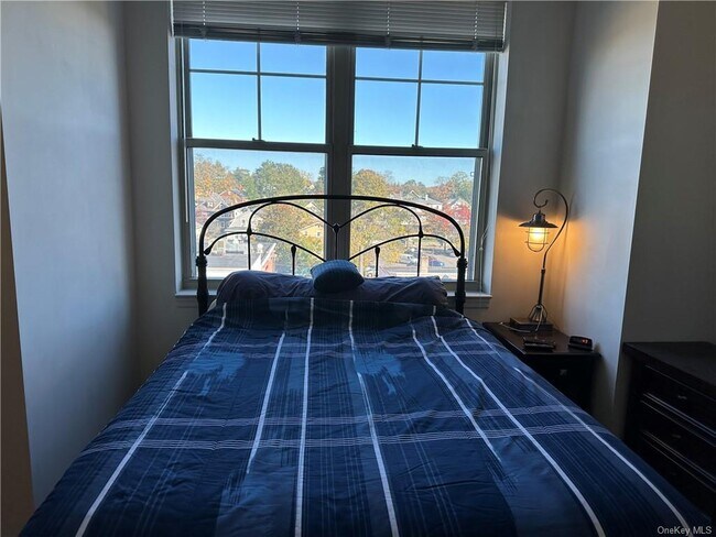 Foto del edificio - 300 Mamaroneck Ave
