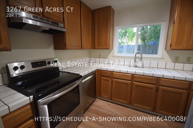 Building Photo - 1267 Green Acres Ct
