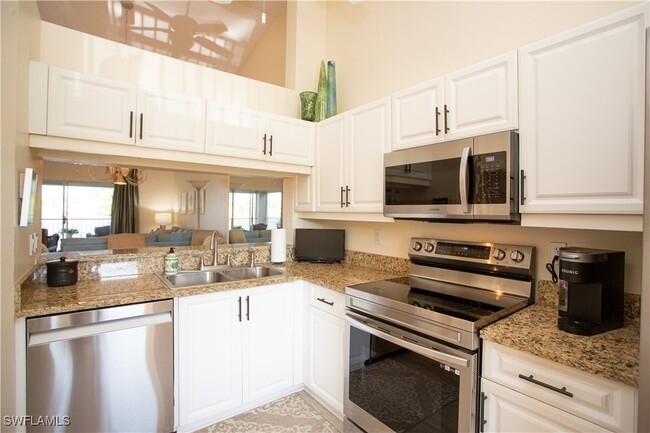 Building Photo - 6496 Huntington Lakes Cir