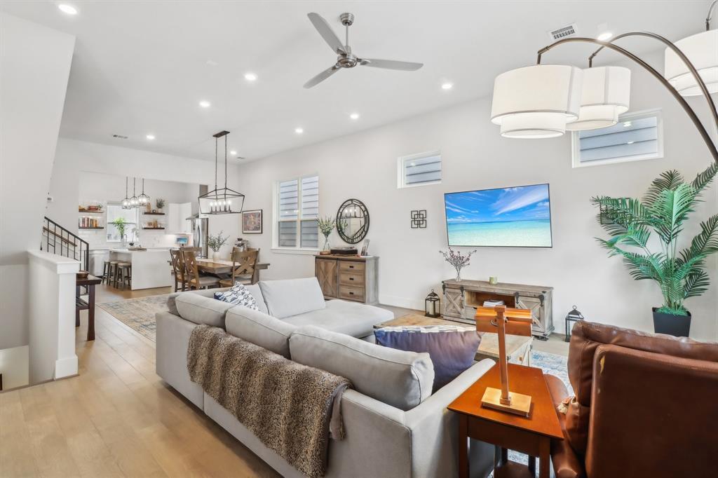 Foto principal - 1234 W 21st St
