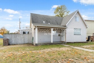 Building Photo - 2716 E Nebraska Ave