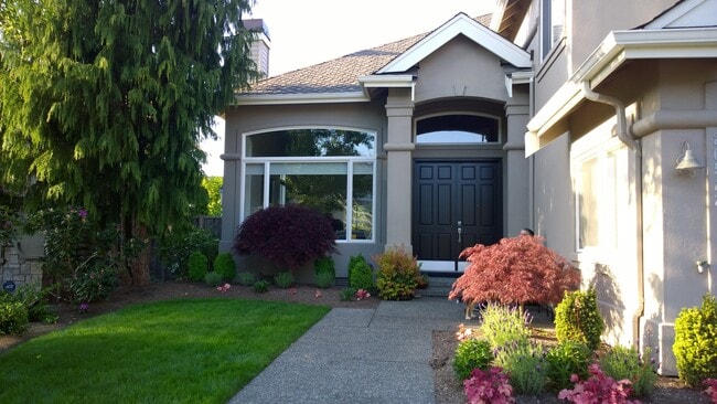 Foto del edificio - 20522 NE 23rd Ct