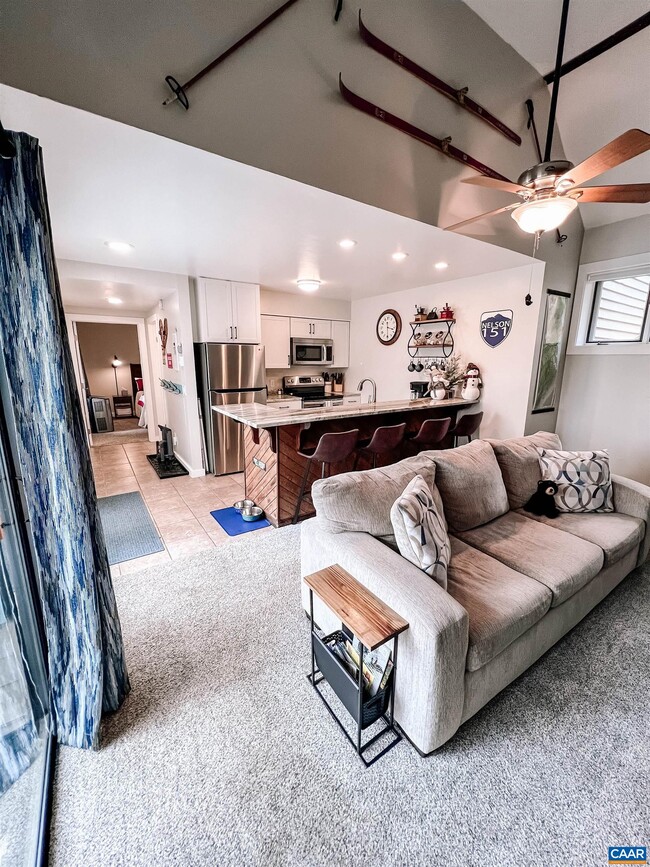 Building Photo - 2240 Tanners Ridge