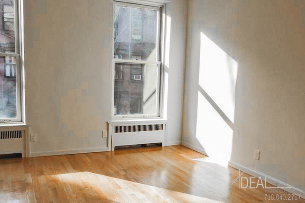 Building Photo - Prestine and Vintage BK Heights 1 Bed