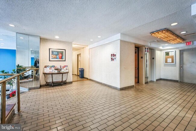 Foto del edificio - 5340 Holmes Run Pkwy