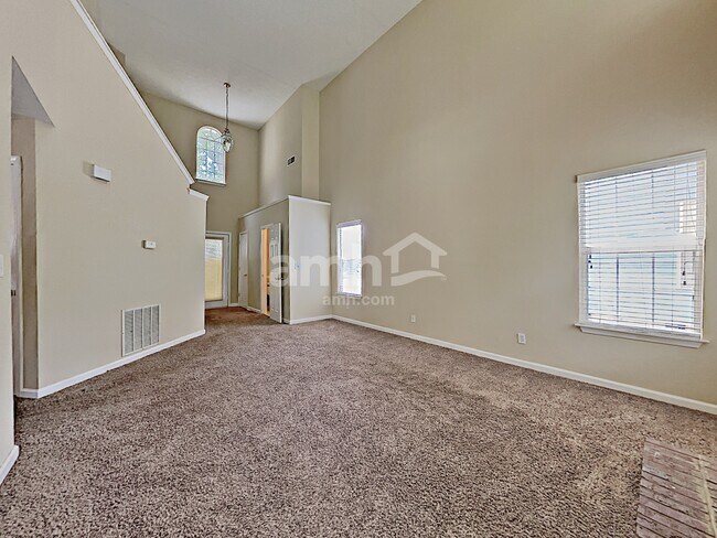 Foto del edificio - 5225 Arrowind Road NW