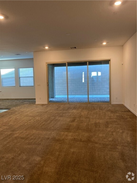 Building Photo - 341 Torrelli Falls Ave
