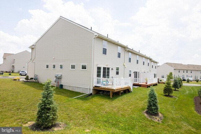 Building Photo - 1644 Haralson Dr
